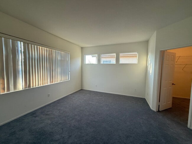 Building Photo - 3 Bedroom Condo- Aliso Viejo