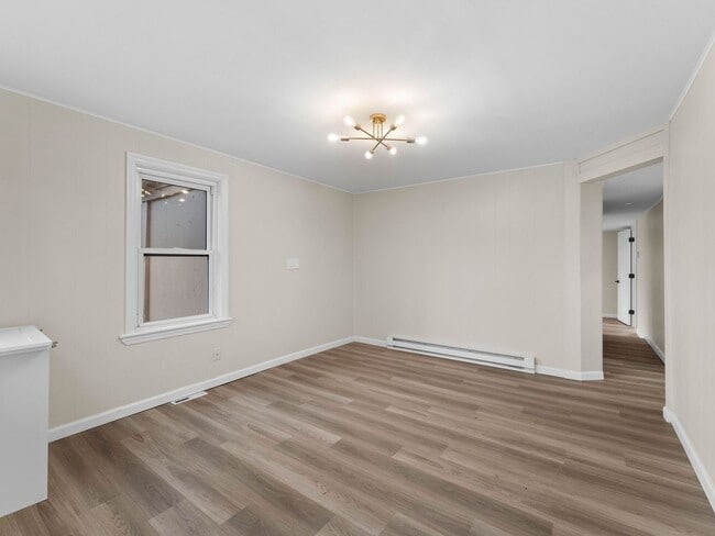 Building Photo - Secluded & Stunning: Move-In Ready 3-Bedroom Home with Bonus Rooms & Private Yard