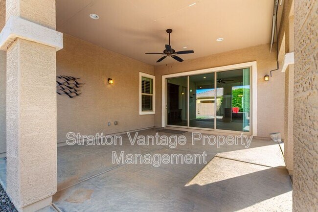 Building Photo - 21004 E Sunset Dr