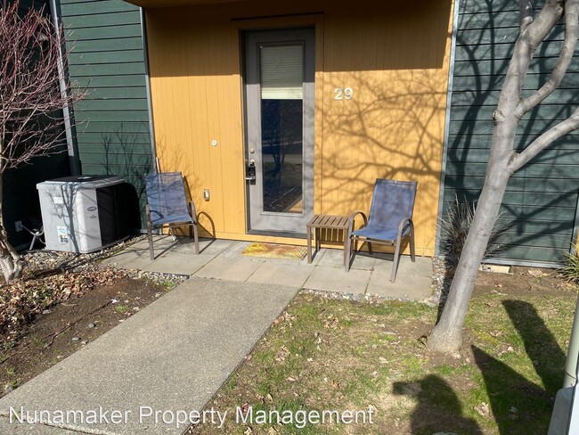 Building Photo - 2 br, 2.5 bath House - 29 Mosier Creek Pl