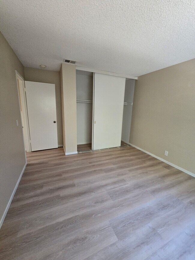 Bedroom - 282 Summit Rd