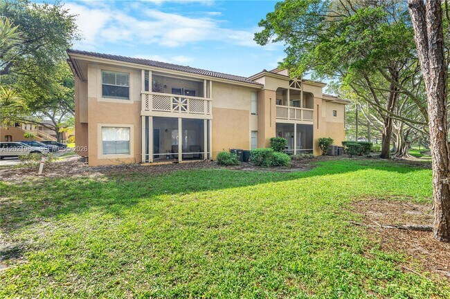 Building Photo - 4759 Via Palm Lakes