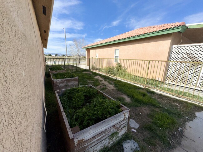 Building Photo - 20796 Village Pkwy