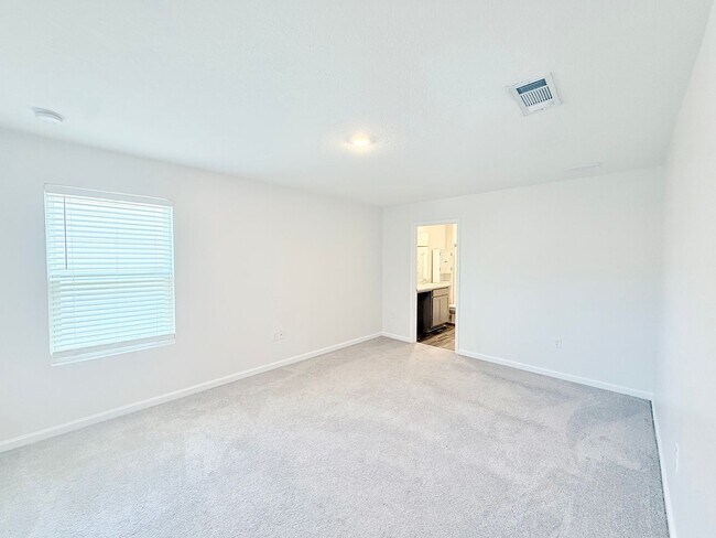 Building Photo - 4378 Jitterbug St