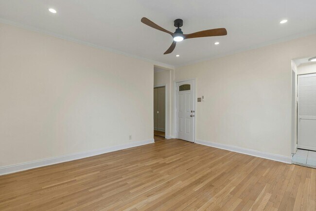 Building Photo - 590 Palisade Ave