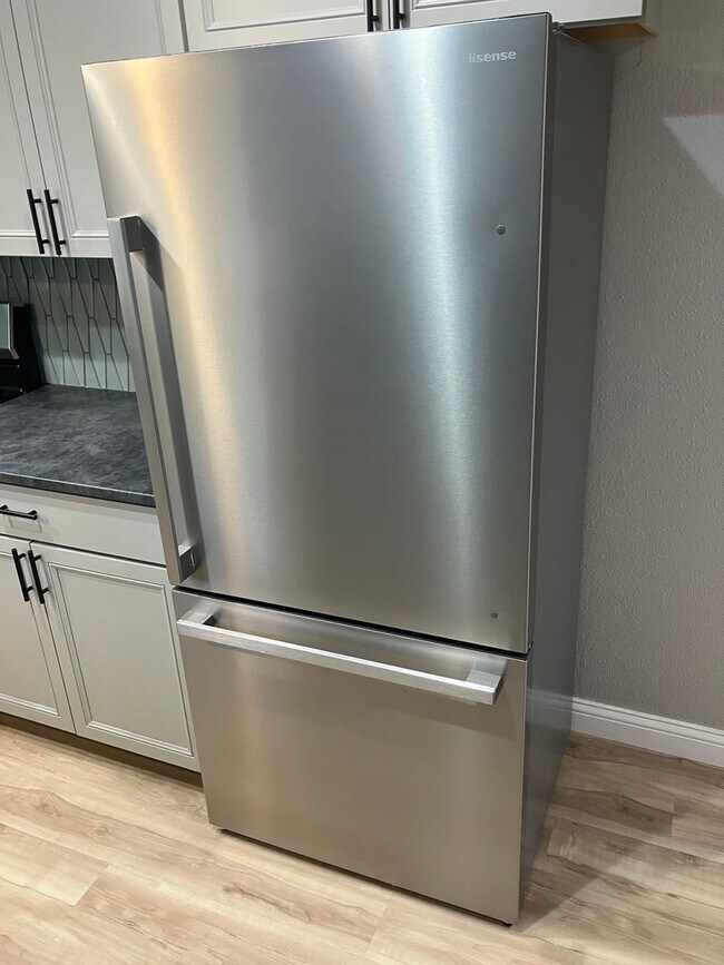 Building Photo - Remodeled Three Bedroom Home