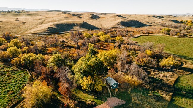 Building Photo - 86 Peno Rd