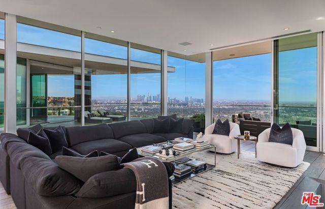 Building Photo - 1474 Blue Jay Way