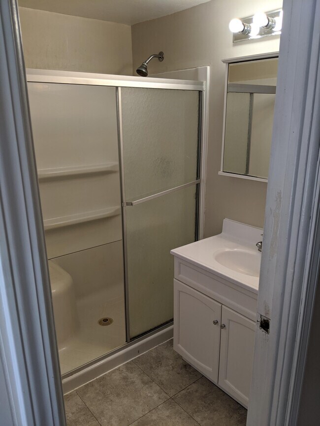 Building Photo - 9124 George Ave