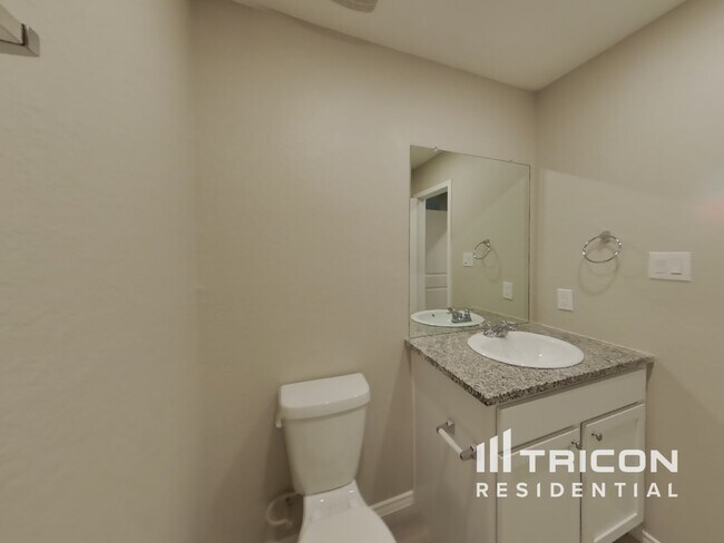 Building Photo - 6627 Scarecrow Wy