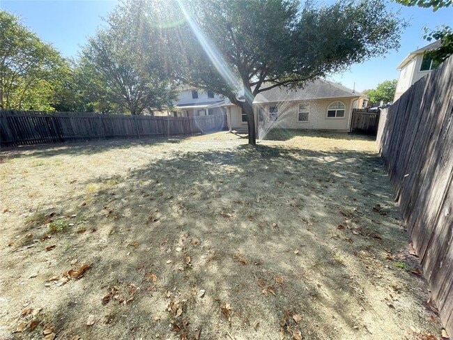 Building Photo - 2401 Christoff Loop