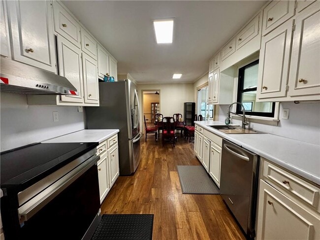 Building Photo - 1709 Rangewood Dr SW