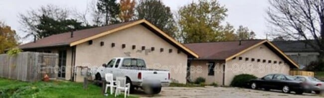 Primary Photo - 1740 Oak Ct