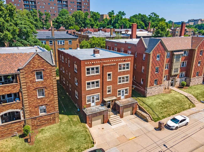 Building Photo - Hempstead Road Apartments