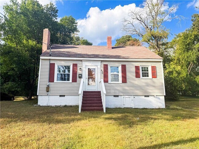 Primary Photo - 226 Windsor Dr