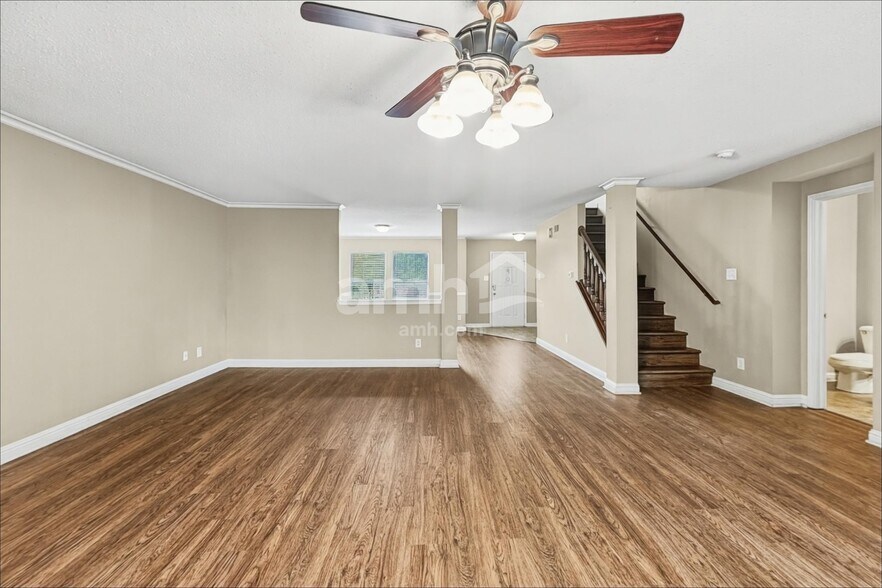 Building Photo - 10442 Juniper Breeze Dr