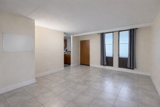 Building Photo - Pearl City 2BR Condo – Near Pearl Harbor – Parking Included – Available Now