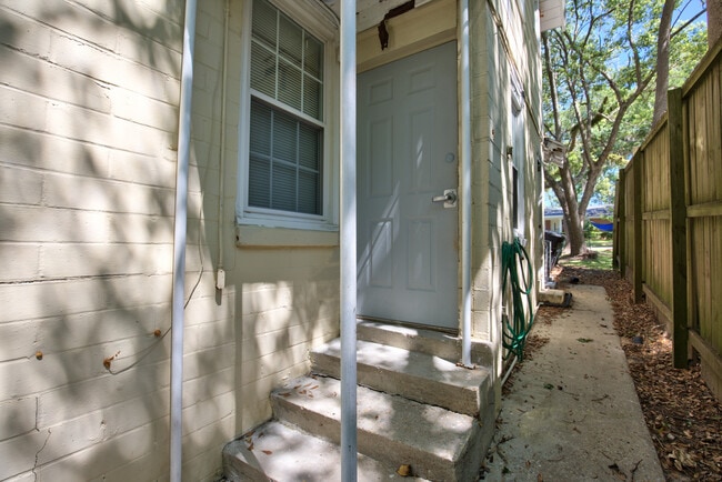 Building Photo - 2bd/2ba in MIDTOWN