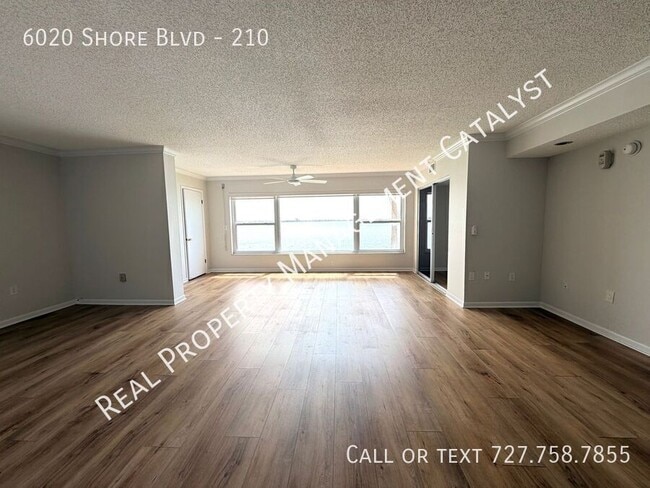 Building Photo - 6020 Shore Blvd S