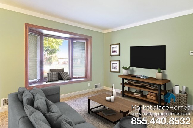 Building Photo - 14240 Adams Ave