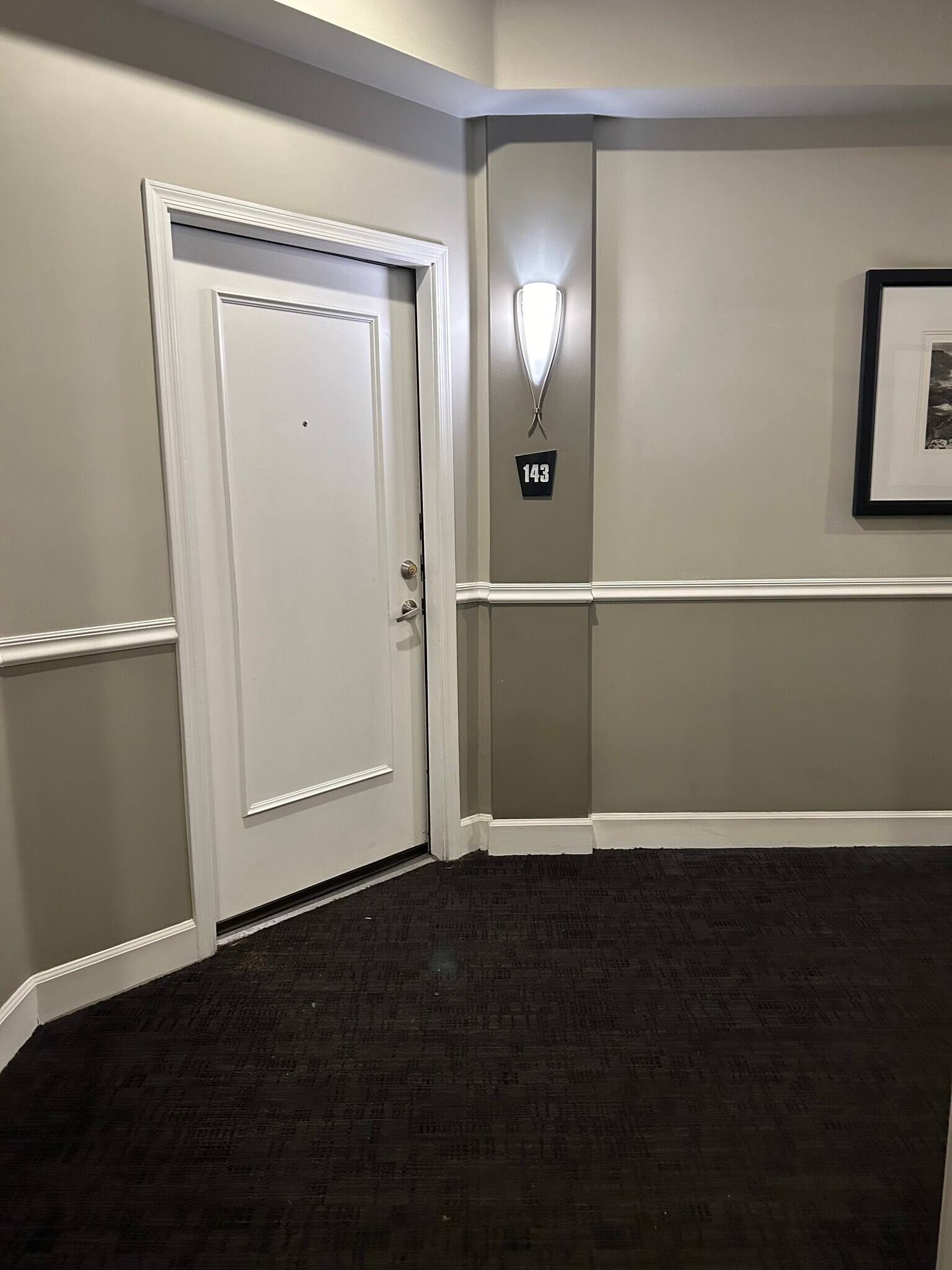 Building Photo - 1701 E Colter St