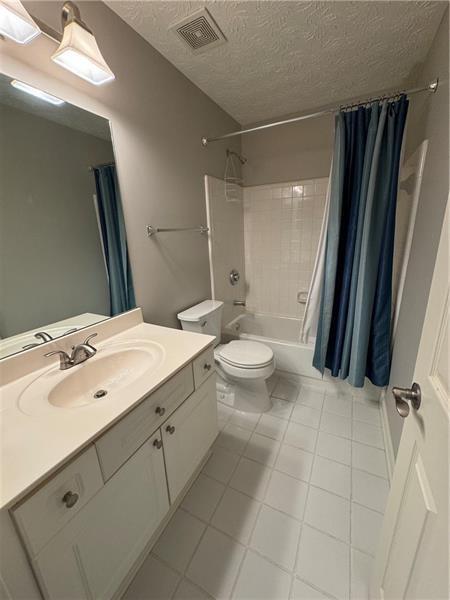 Building Photo - 2706 Windwatch Pl