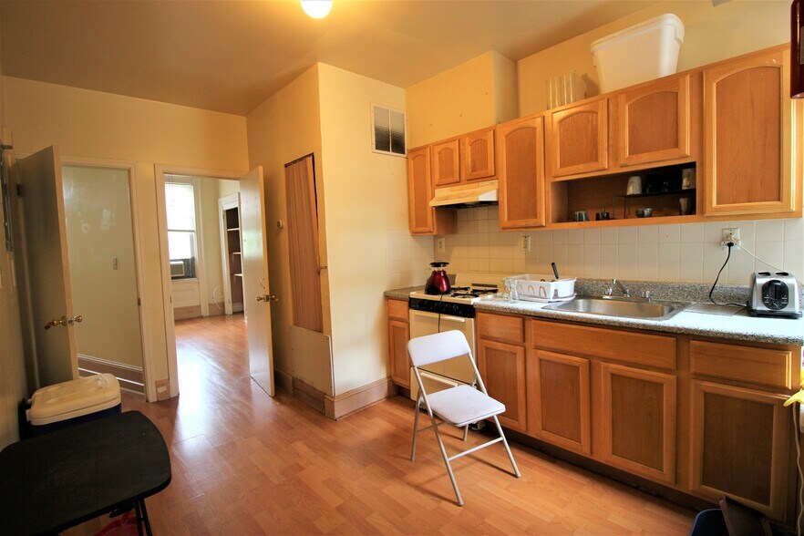 Building Photo - 1715 N 17th St
