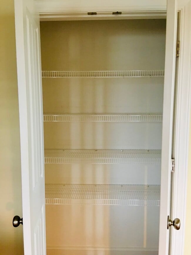 Building Photo - 102 Abaco Dr E