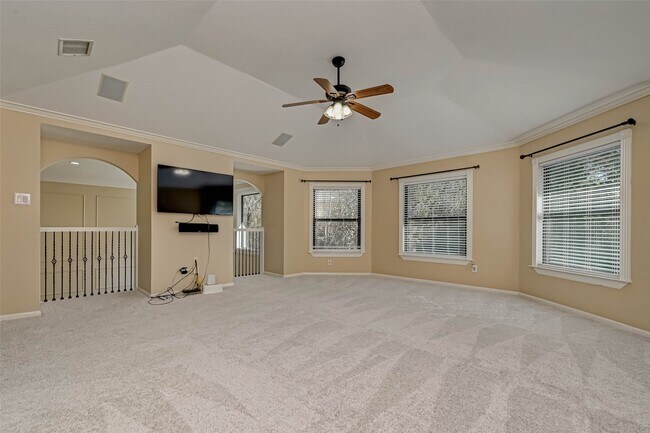 Building Photo - 11 Gabled Pines Pl