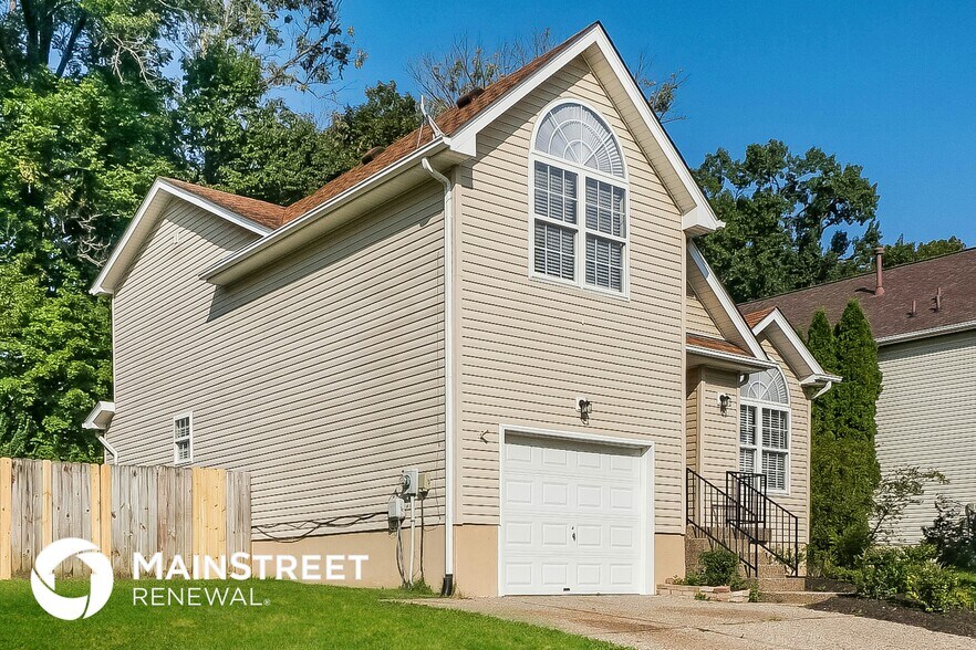 Building Photo - 4218 Willowview Blvd