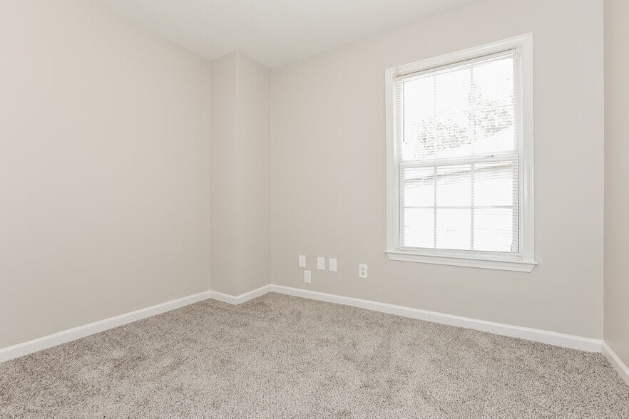 Building Photo - 4616 Burnt Fork Cir