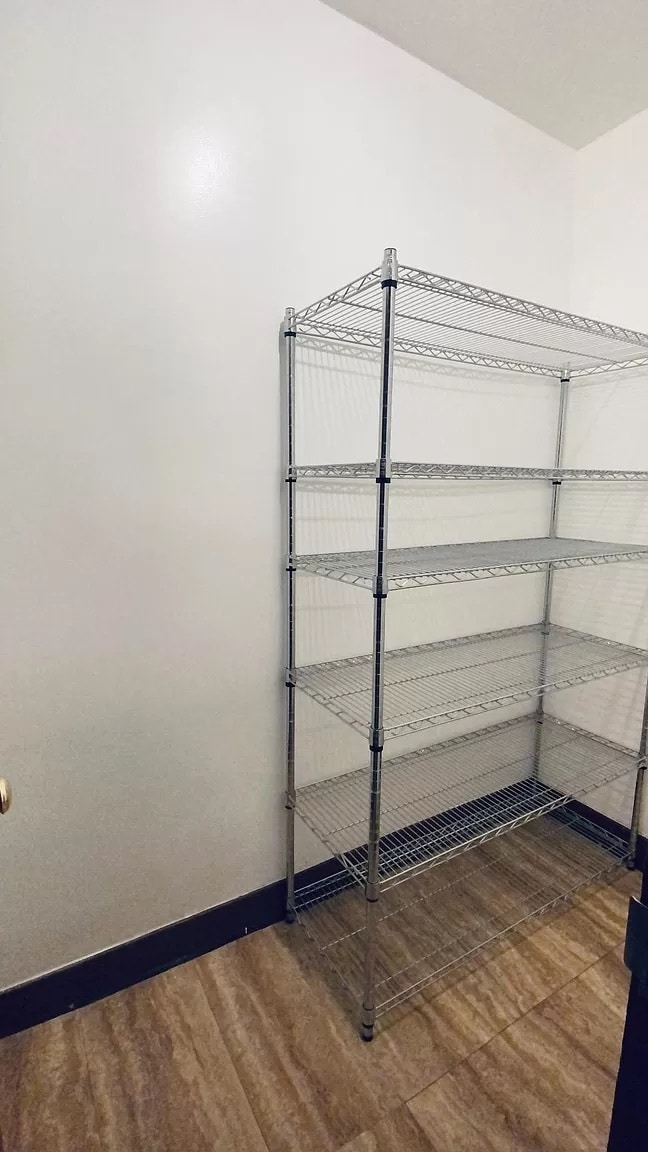 Building Photo - 4455 W Dickens Ave