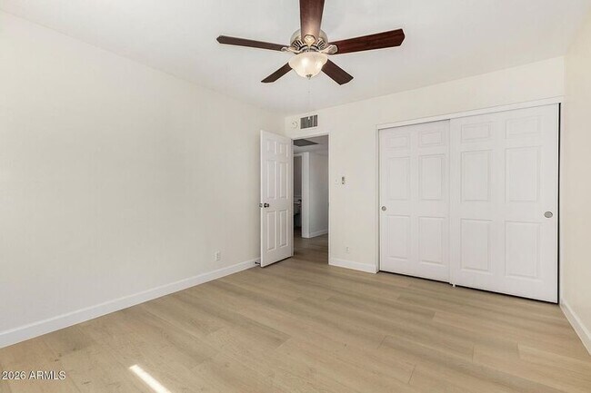 Building Photo - 220 E McKinley St