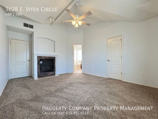 Building Photo - 3628 E Vitex Cir