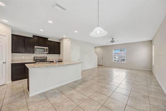 Building Photo - 4836 Chatterton Way