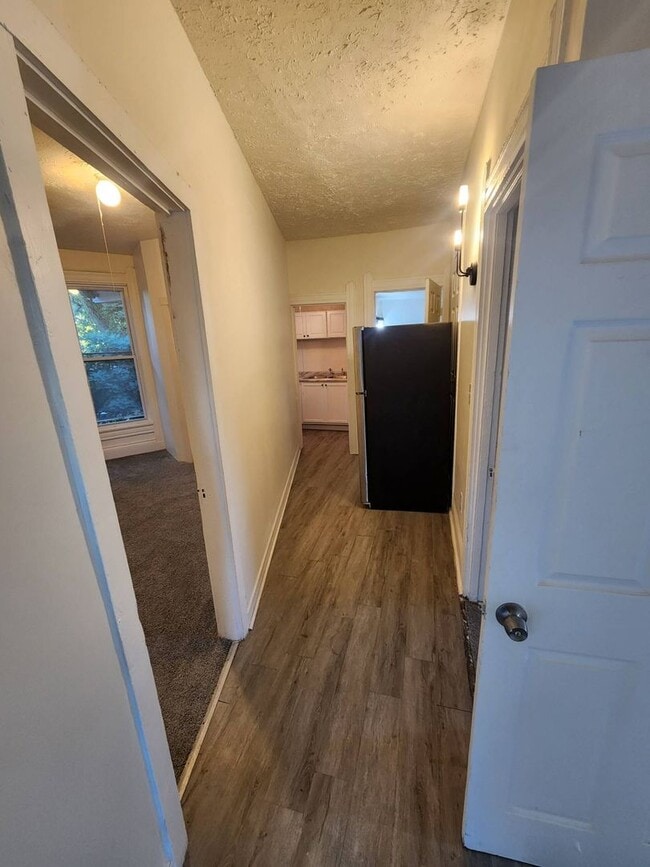 Building Photo - 2186 E 89th St