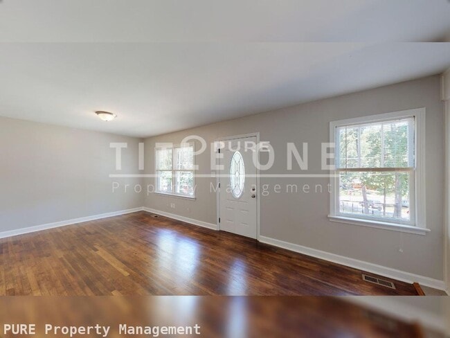 Building Photo - Price Drop Alert!  Fall Rental Specials Available! Welcome to your new home in the heart of Hapev...