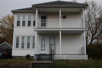 Building Photo - 109 Hemond Ave