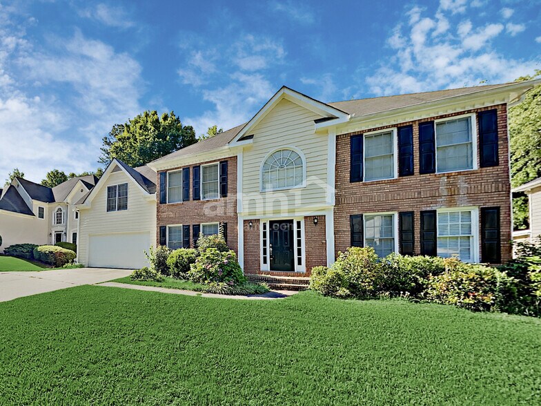 Primary Photo - 590 Oxford Crest Ct NW
