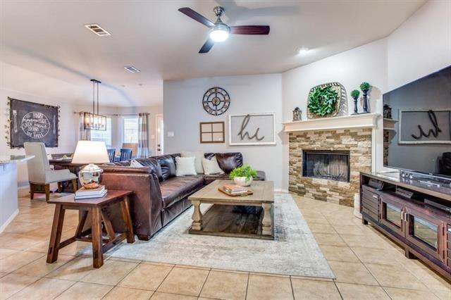 Building Photo - 820 Bamboo Dr