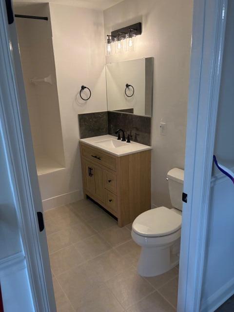 Building Photo - 1200 Town Center Dr