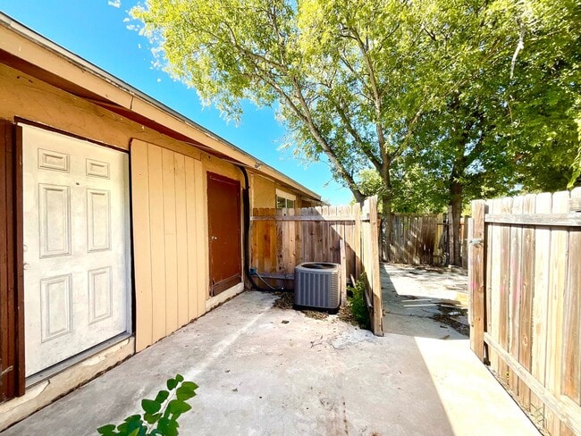 Building Photo - Single-Story Home in Converse – Central Air, Fenced Yard & W/D Connections!