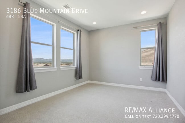 Building Photo - 3186 Blue Mountain Dr