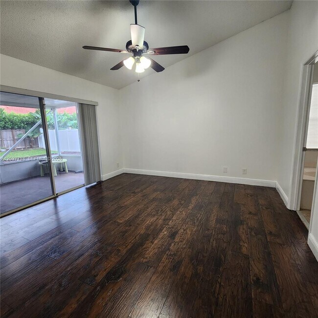 Building Photo - 10180 Fanfare Dr