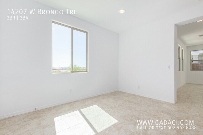 Building Photo - 14207 W Bronco Trl
