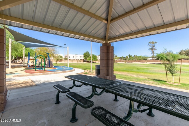 Building Photo - 1886 E Don Carlos