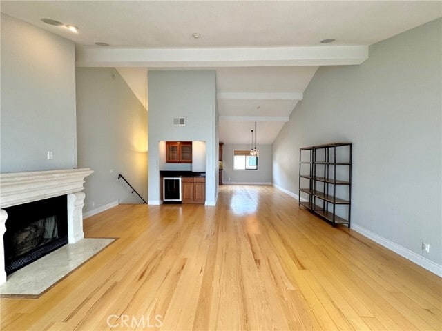 Building Photo - 1301 S Catalina Ave