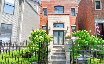 Building Photo - 2725 N Magnolia Ave