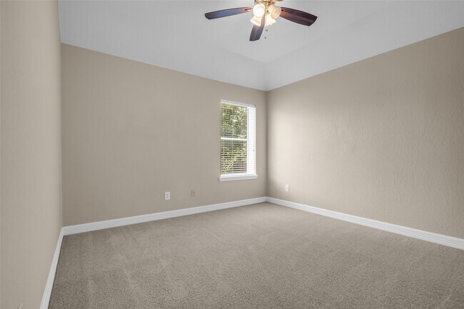 Building Photo - 5307 Riverstone Crossing Dr