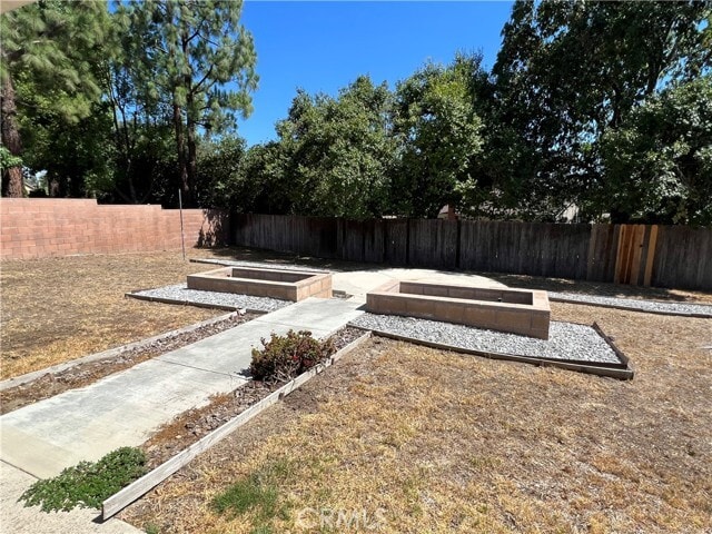 Building Photo - 318 E Miramar Ave